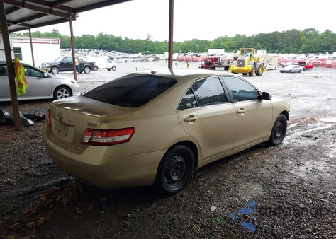 2010 Toyota Camry Le from USA, damaged, VIN 4T1BF3EK1AU068090